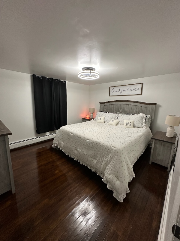 Building Photo - 152 Lepes Rd