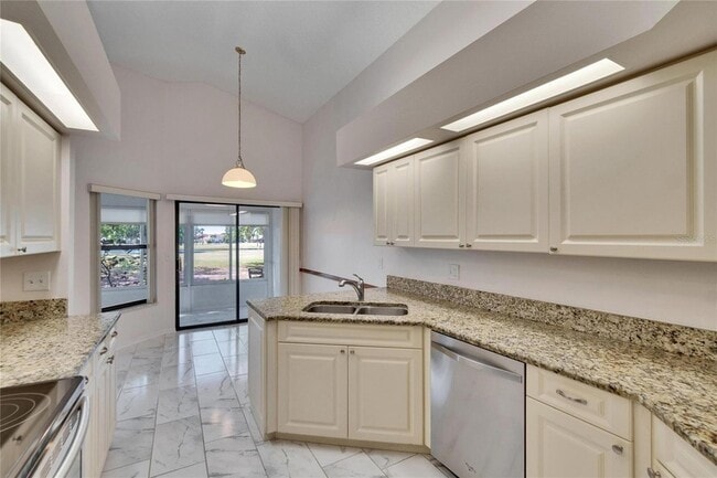 Building Photo - 322 Northway Dr