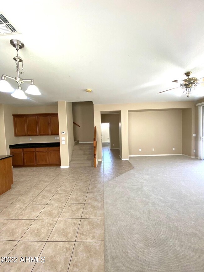 Building Photo - 6872 W Ridgeline Rd