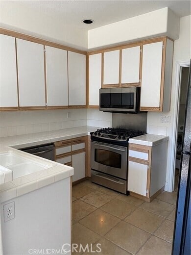 Building Photo - 14 Hillgate Pl