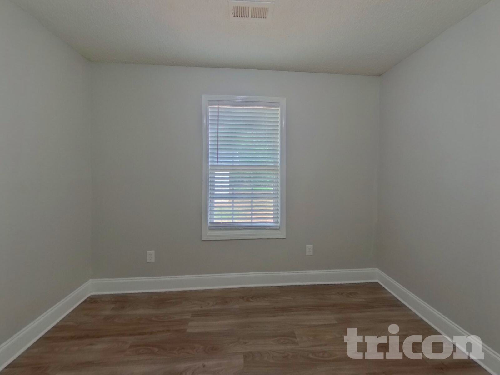 Building Photo - 3453 Sunset Rd