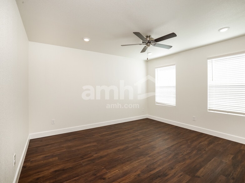 Building Photo - 6526 Enlightenment Dr