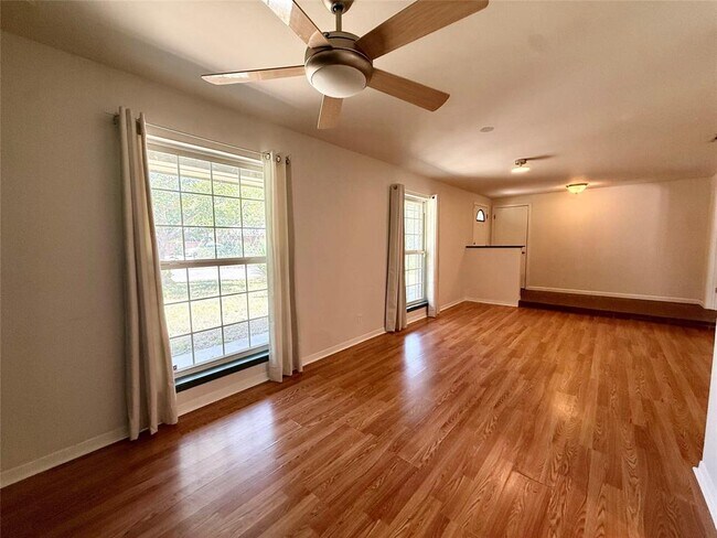 Building Photo - 6301 Emory Ln