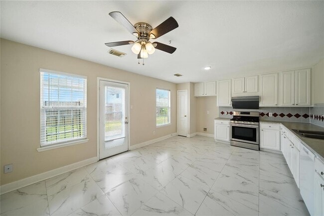 Building Photo - 21338 Blissfield Ln