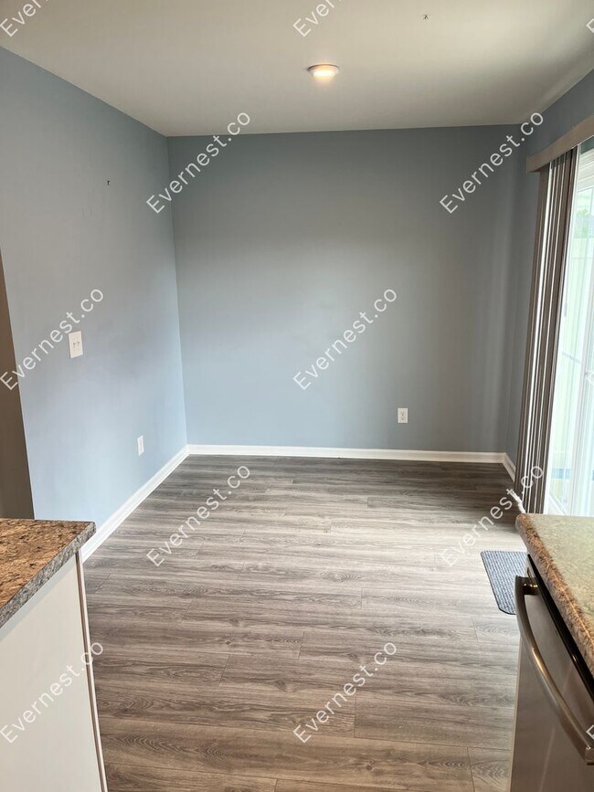 Building Photo - 1320 Havenbrook Dr