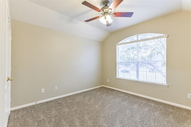 Building Photo - 3303 Aspenbrook Ct