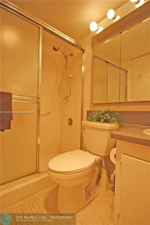 Building Photo - 4008 Berkshire A