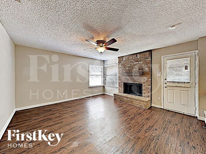 Building Photo - 6001 Ponderosa Trail Ct
