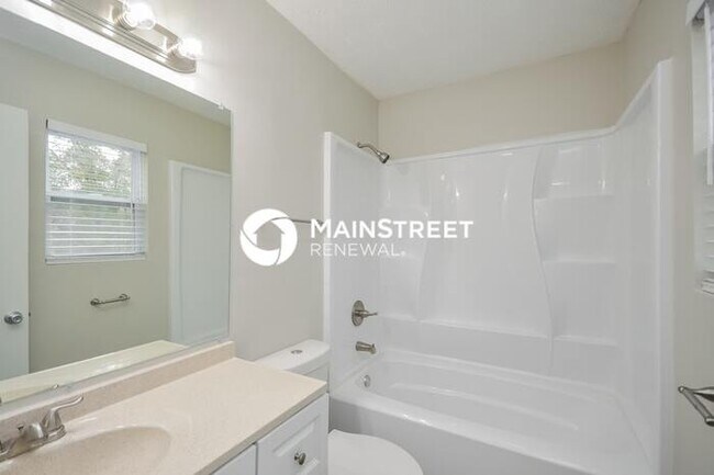 Building Photo - 3 Bedroom Pet-Friendly Home in Lithonia, GA with Main Street Renewal