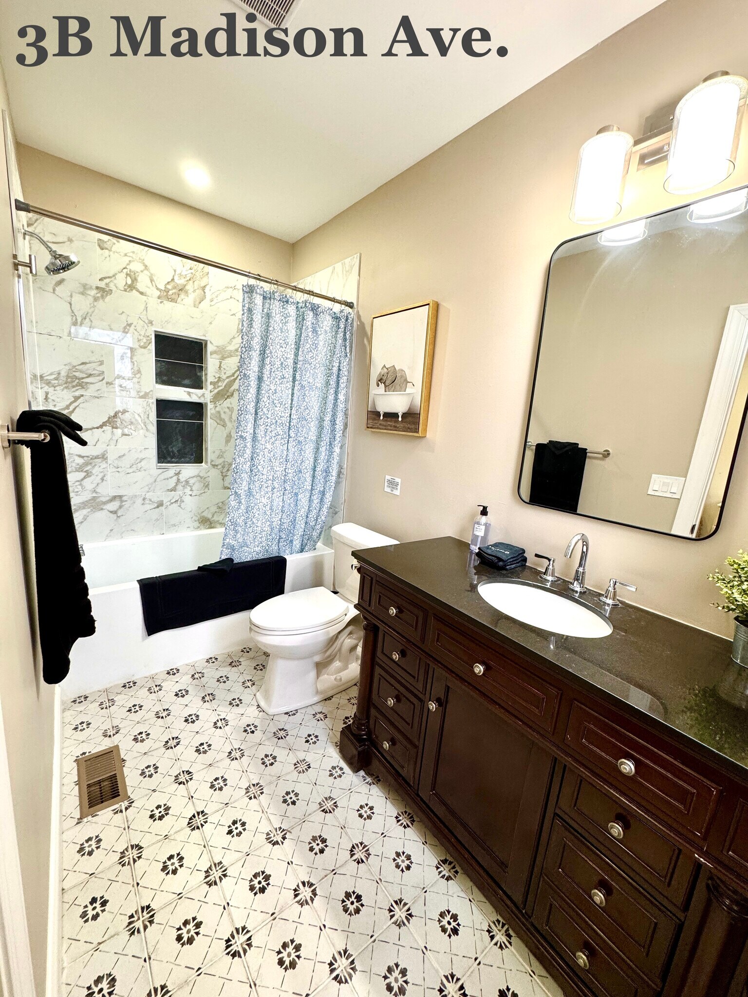 Private full bathroom - 1906 Madison Ave