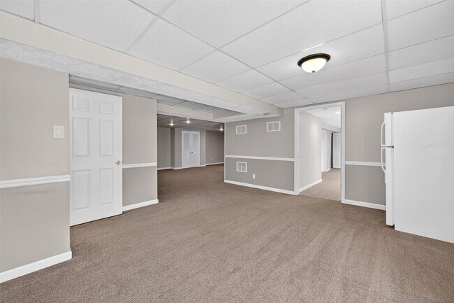 Building Photo - 1203 Dorne Dr