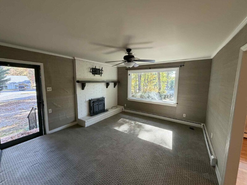 Building Photo - 11910 Lucks Ln