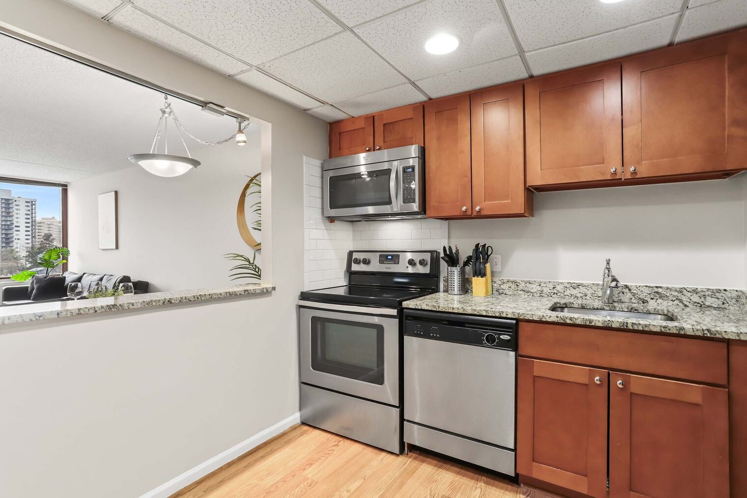 Building Photo - 401 12th St S