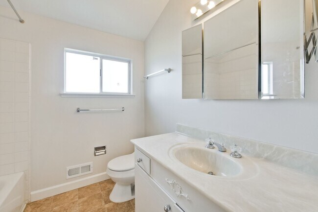 Building Photo - Large Landscaped Backyard! Fruit Trees- Fresh Interior Paint- Fresh Exterior paint- New Roof Comi...
