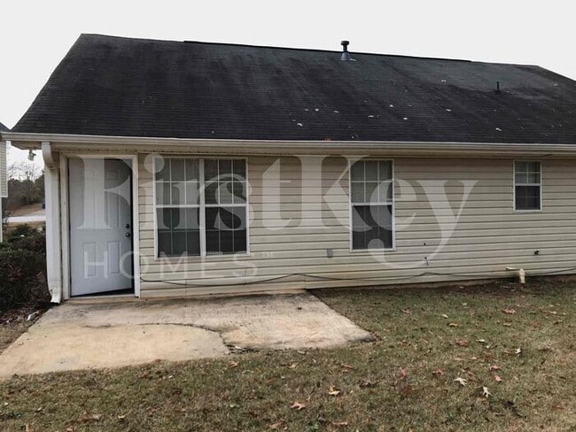 Building Photo - 8118 Birch Walk Dr