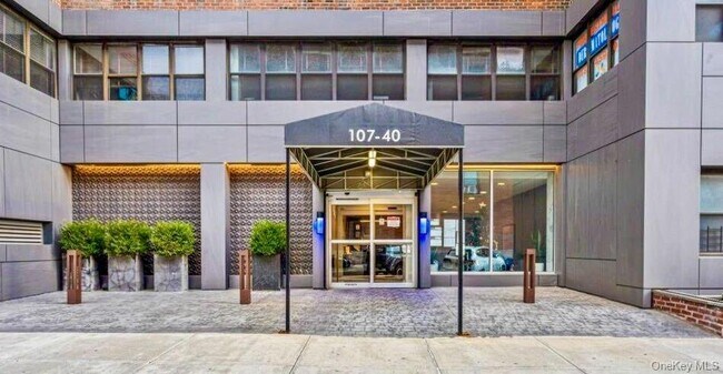 Primary Photo - 107-40 Queens Blvd