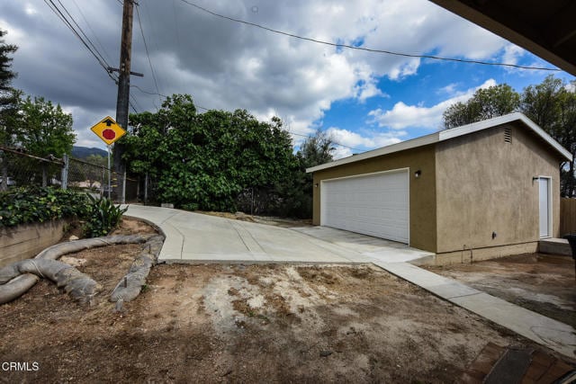 Building Photo - 2320 Norwic Pl