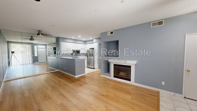 Building Photo - 10766 Sabre Hill Dr