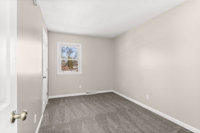 Building Photo - 14169 68th Pl N