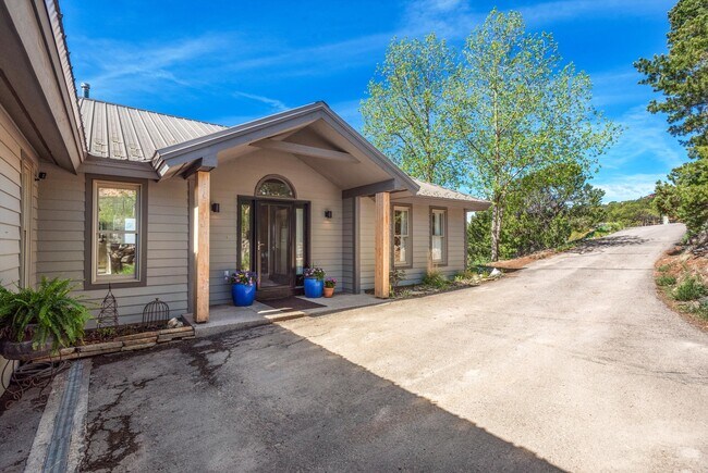Building Photo - 258 Caballo St
