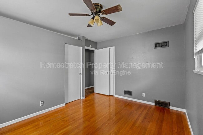 Building Photo - 135 Dundee Cir