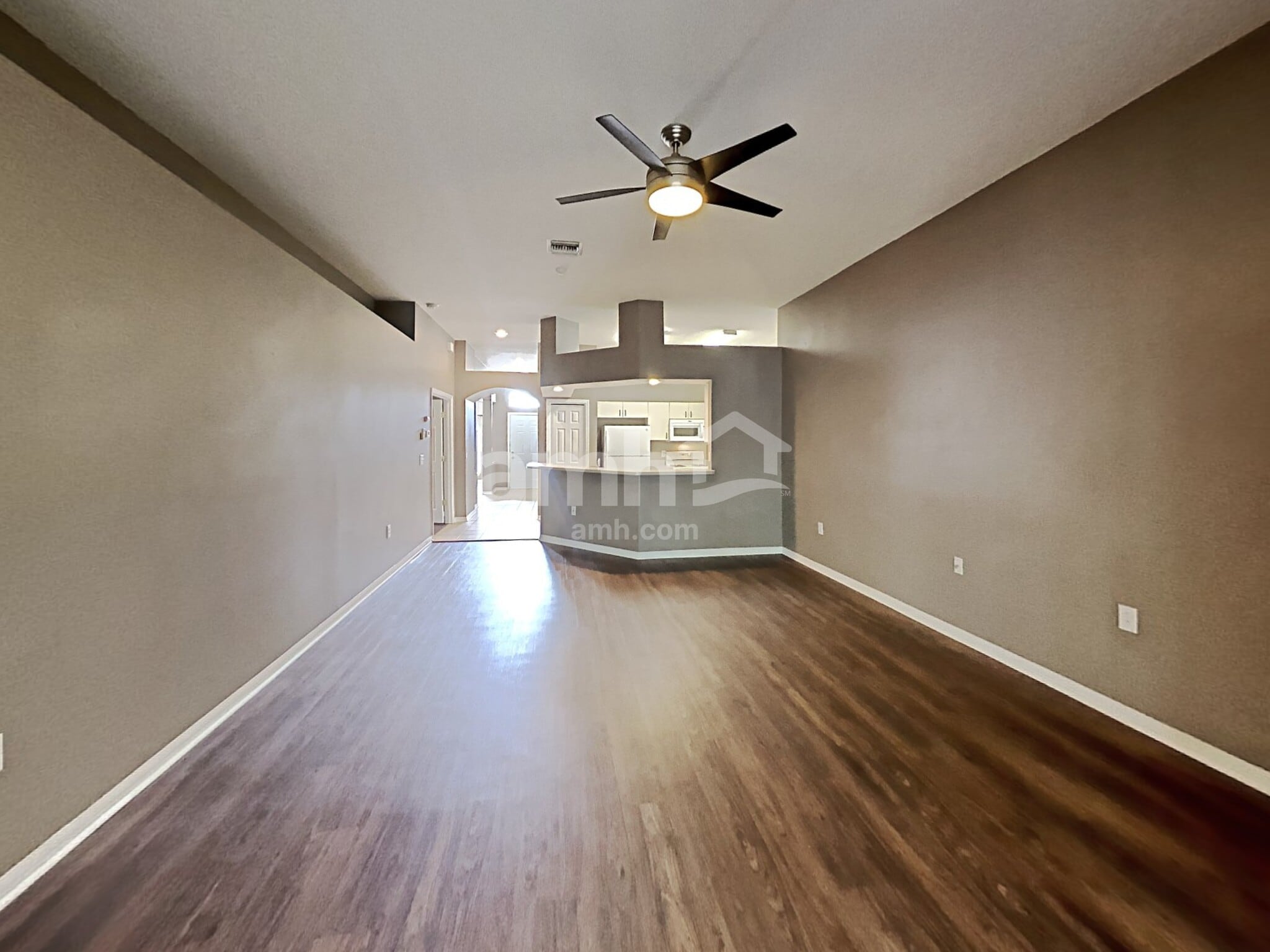 Building Photo - 22611 Roderick Dr