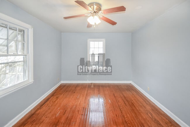 Building Photo - 912 N Bancroft St