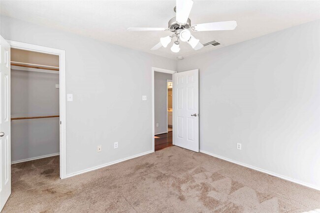 Building Photo - 19914 Shore Meadows Ln