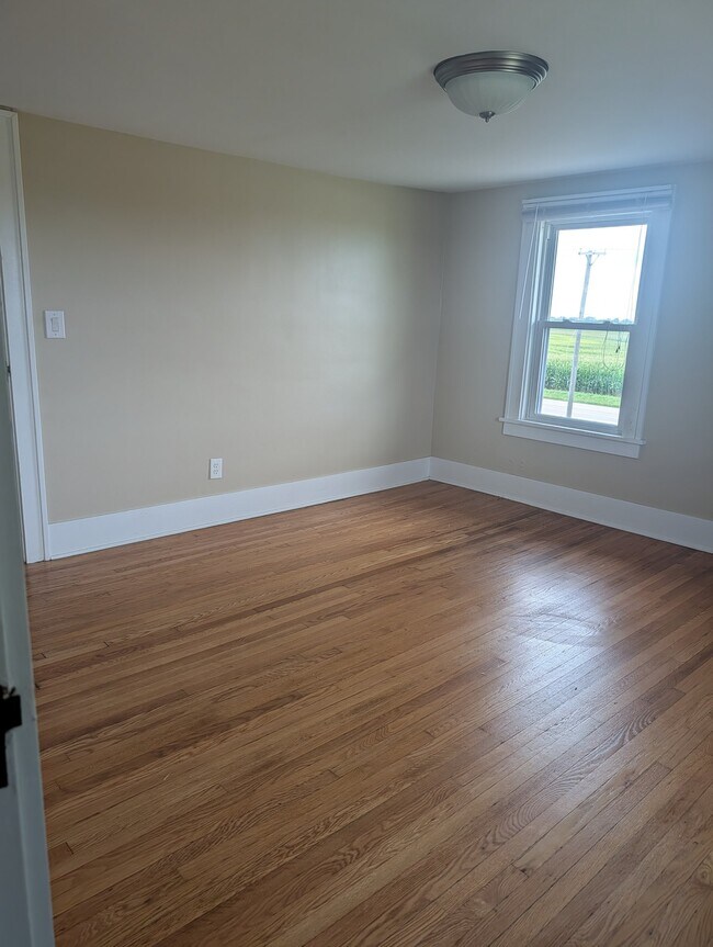 Building Photo - 32433 S Drecksler Rd