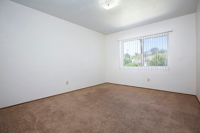 Building Photo - 3536 Wawona Dr
