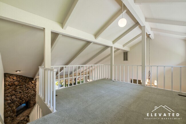 Building Photo - 2609 Fir Park Way