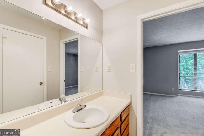 Building Photo - 805 Tuxworth Cir
