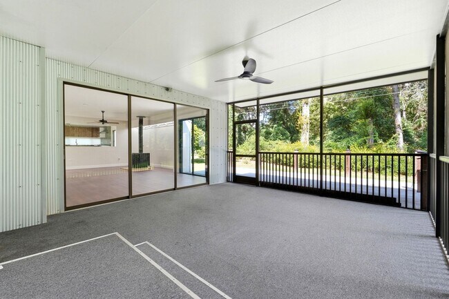 Building Photo - 2266 SW 43rd Pl