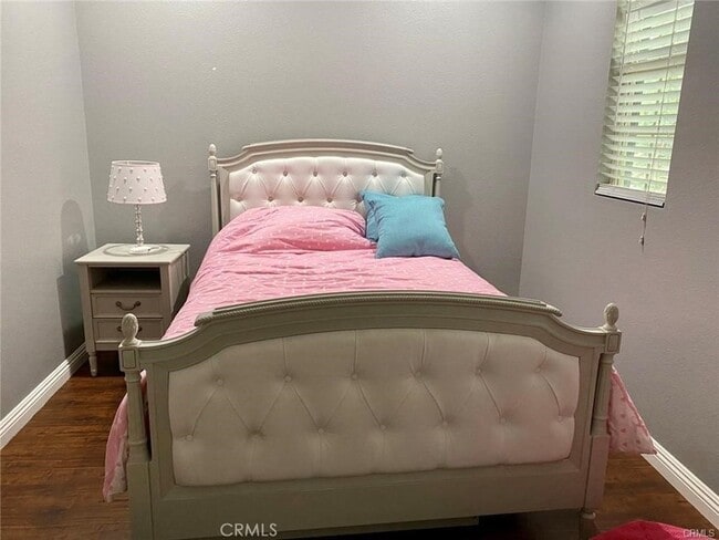 Building Photo - 143 Sanctuary