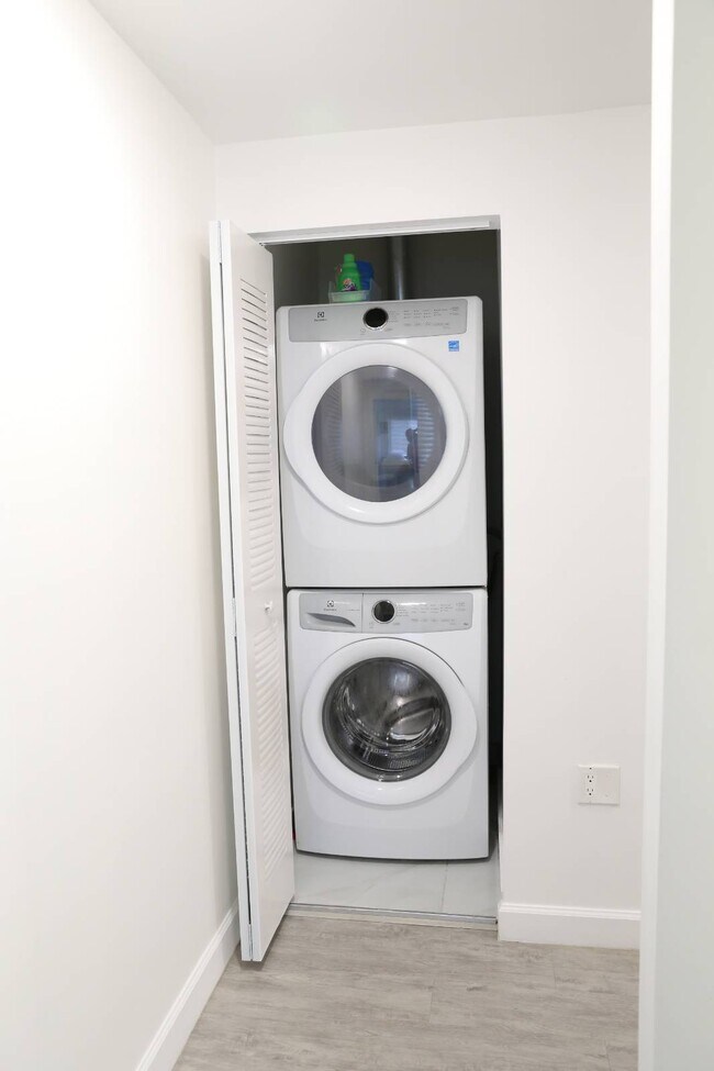 Building Photo - 259 SW 259th Way