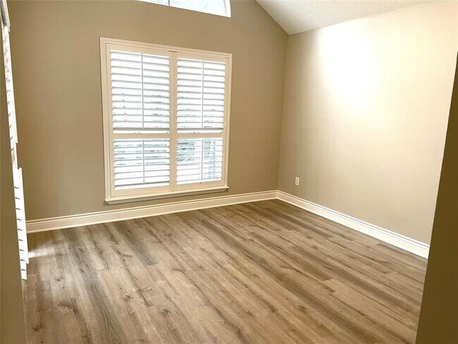 Building Photo - 3307 Golden Trails Dr