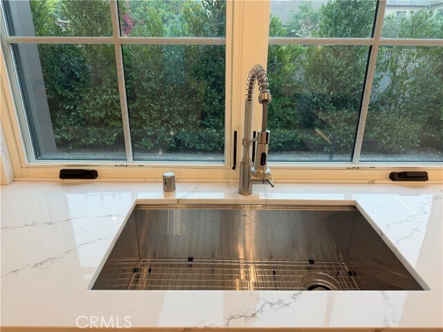 Building Photo - 53 W Wistaria Ave