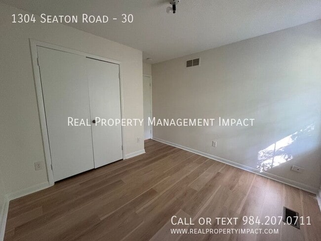 Building Photo - 1304 Seaton Rd