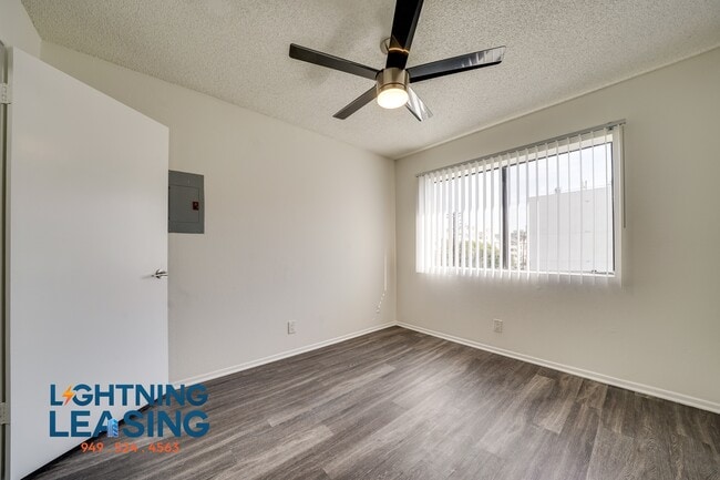 Building Photo - 5123 Klump Ave