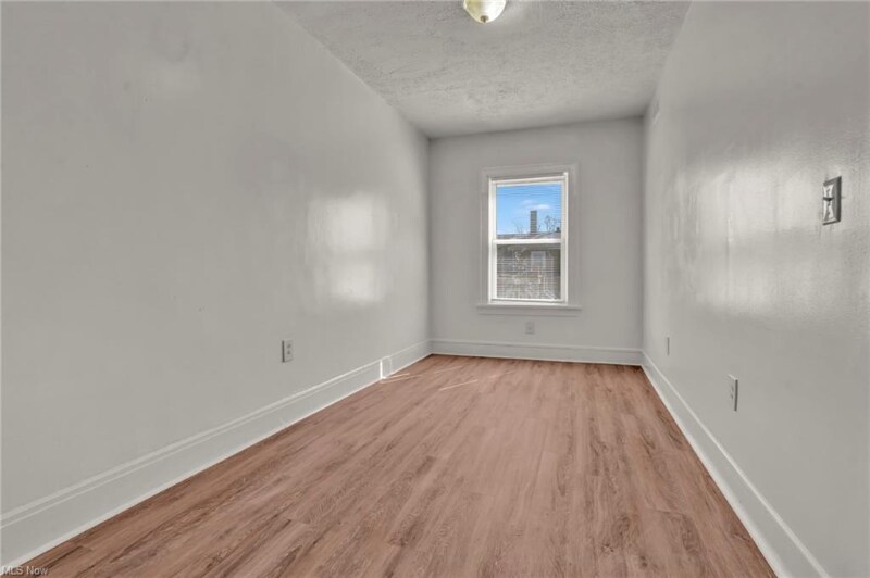 Building Photo - 317 E 156th St