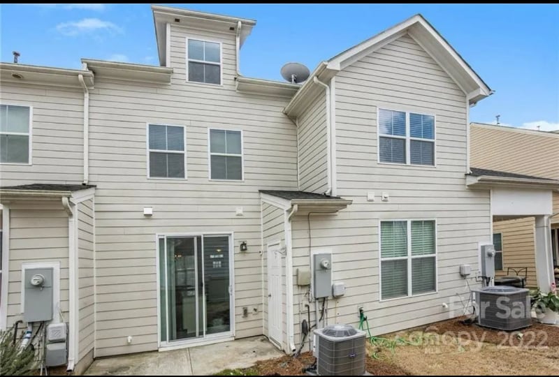 Building Photo - 1614 Pat Garrett St