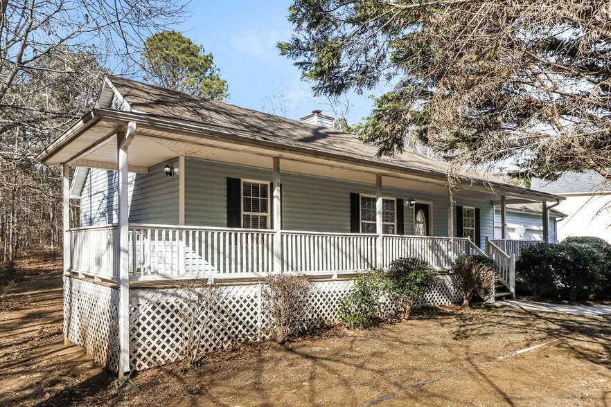 Building Photo - 334 Orchard Dr