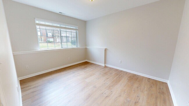 Building Photo - 3073 Promenade Cir