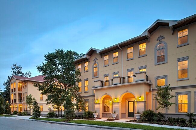 Exterior view of Centro Luxury Apartments - Circa Properties