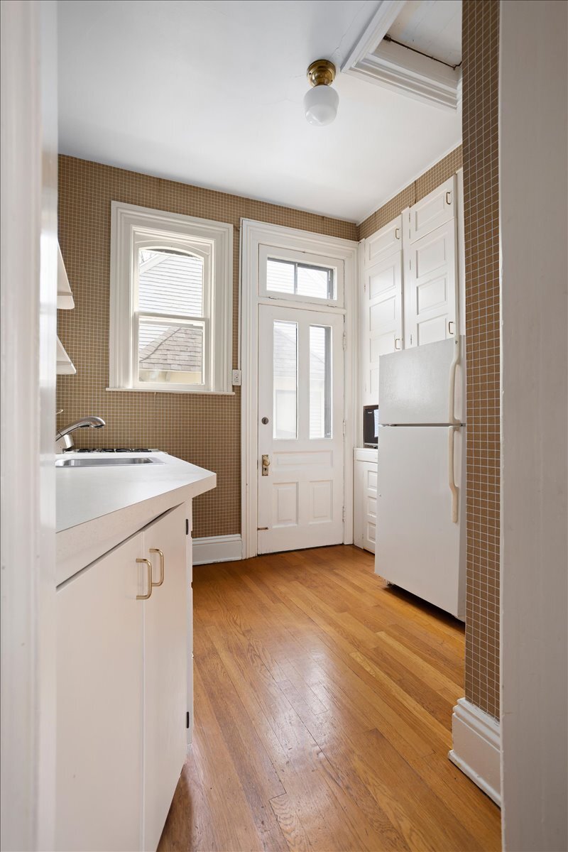 Building Photo - 246 Prospect Ave NE