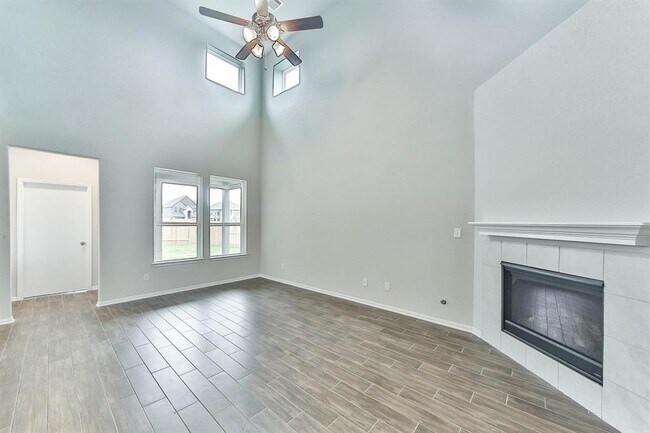 Building Photo - 2323 Honey Heights Ln