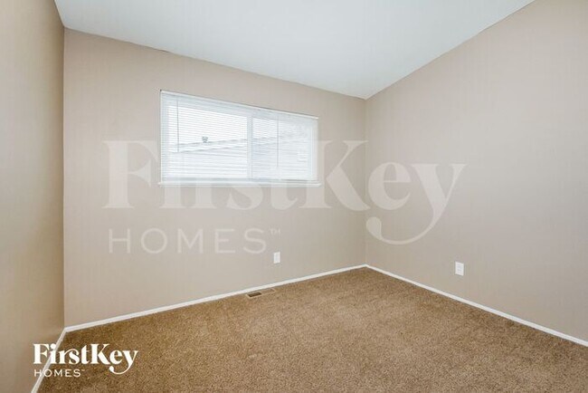 Building Photo - 1295 Ensenada Dr