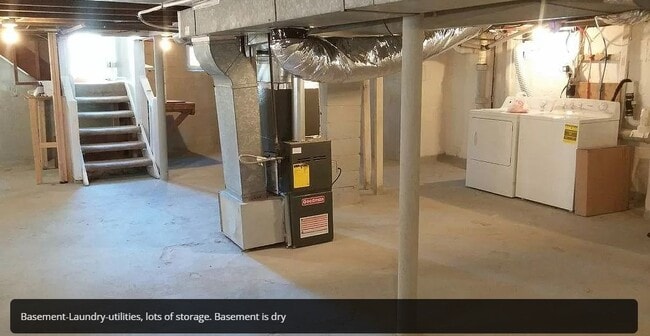 Building Photo - 21 W 2nd Ave