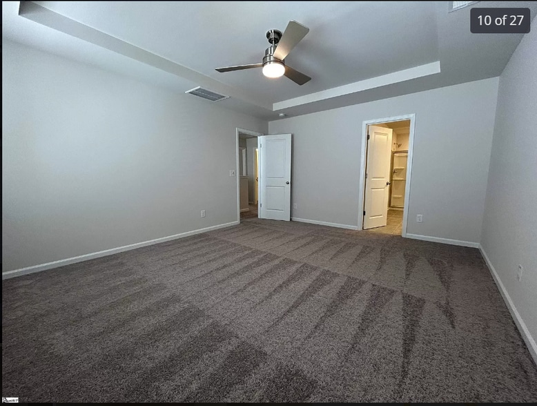 Building Photo - 3062 Hillgate Trl