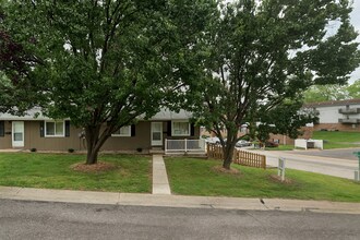 Building Photo - 348 McLean Ave